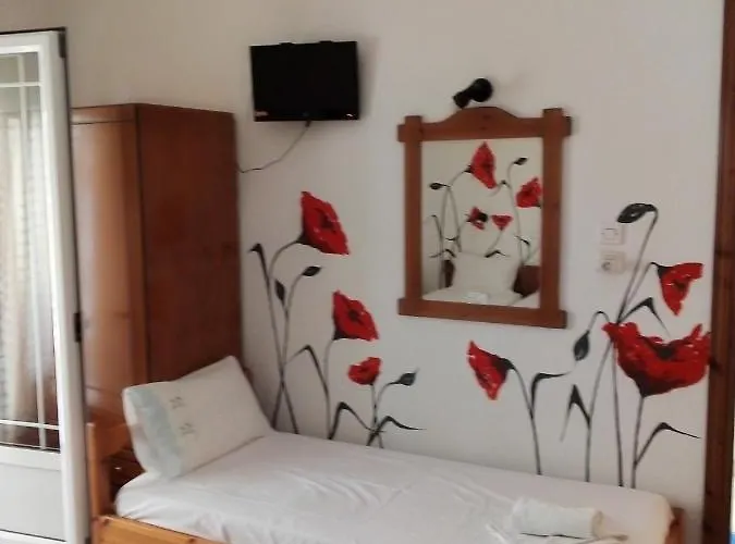 Alexandra Rooms